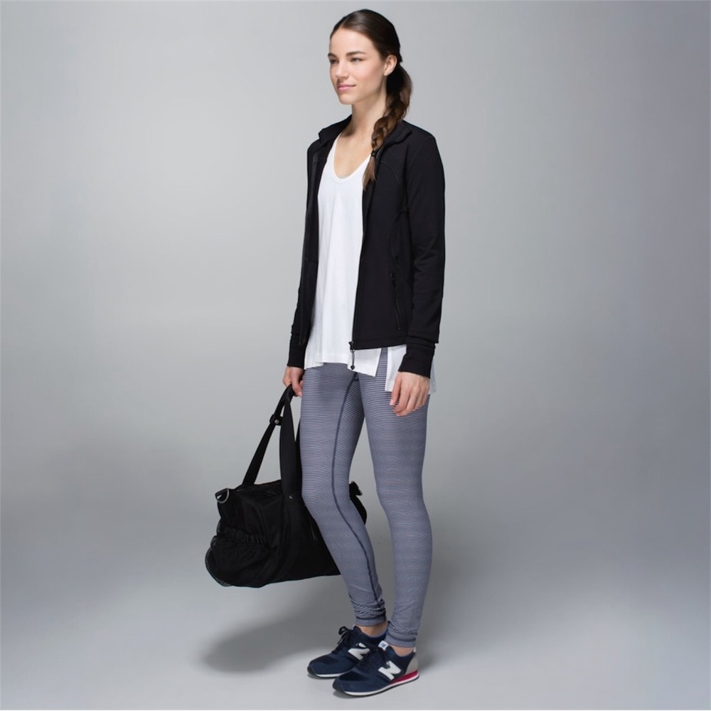 Lululemon Wunder Under Legging - Picture 2 of 15